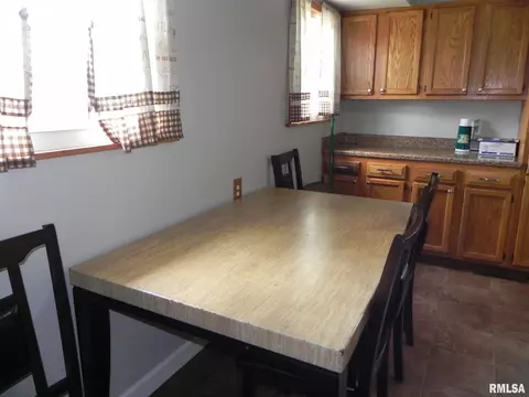 4825 47th Ave, Moline, IL 61265 photo 6