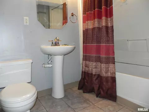 4825 47th Ave, Moline, IL 61265 photo 25