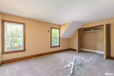 1175 27th St, Moline, IL 61265 photo 13