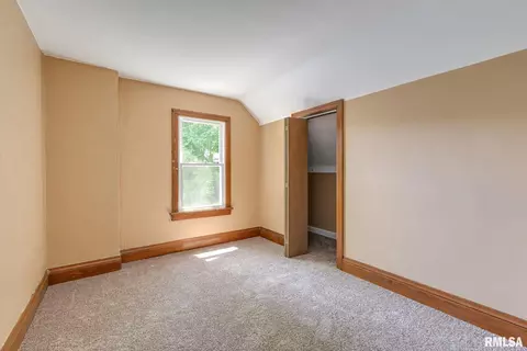 1175 27th St, Moline, IL 61265 photo 14