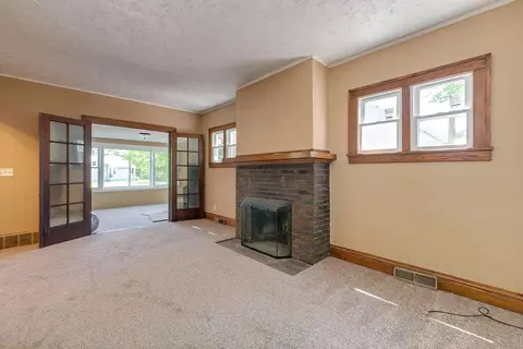 1175 27th St, Moline, IL 61265 photo 5