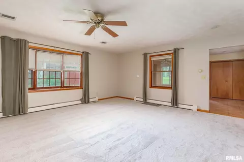 404 Cedar St, Andover, IL 61233 photo 5