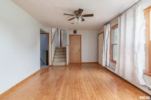 404 Cedar St, Andover, IL 61233 photo 9