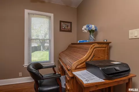 133 Dwight St, Kewanee, IL 61443 photo 9