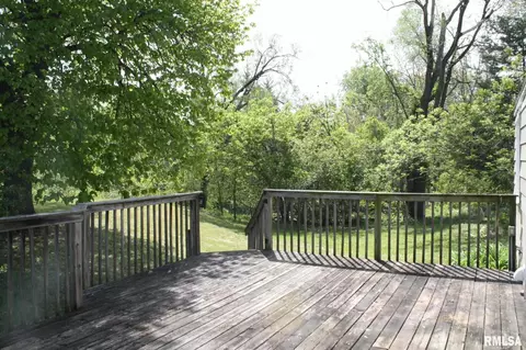 3204 4th St, Moline, IL 61265 photo 11