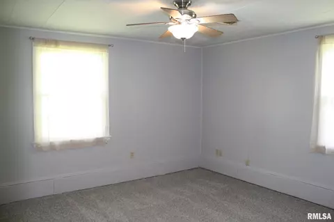 3204 4th St, Moline, IL 61265 photo 9