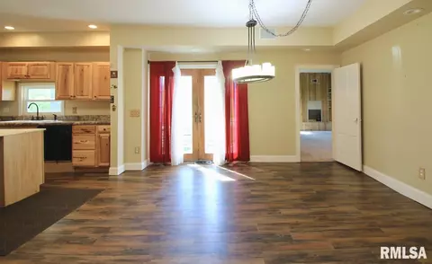 1106 2nd Ave, Silvis, IL 61282 photo 16