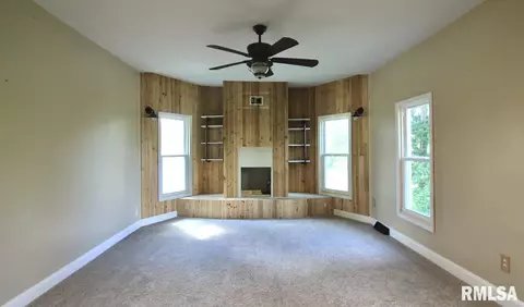 1106 2nd Ave, Silvis, IL 61282 photo 6