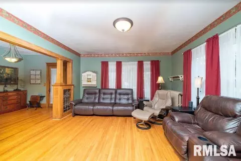 1185 25th St, Moline, IL 61265 photo 6