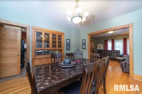 1185 25th St, Moline, IL 61265 photo 8
