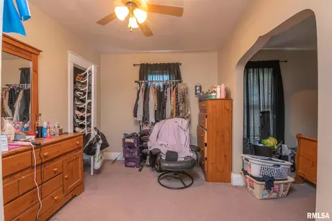 126 6th Ave, Moline, IL 61265 photo 9