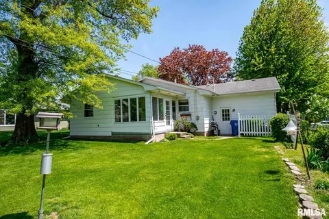 3529 49th St, Moline, IL 61265 photo 5