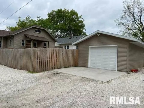 445 10th St, Silvis, IL 61282 photo 25