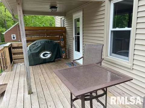 445 10th St, Silvis, IL 61282 photo 23