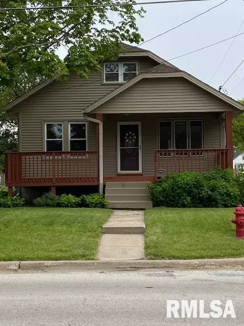 445 10th St, Silvis, IL 61282 photo 1