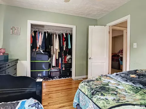 3905 26th St, Moline, IL 61265 photo 10