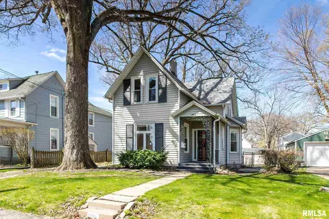 1131 24th St, Moline, IL 61265 photo 1