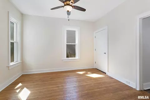 1131 24th St, Moline, IL 61265 photo 10