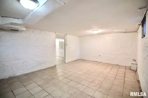 501 21st Ave, Moline, IL 61265 photo 35