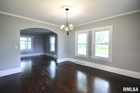 501 21st Ave, Moline, IL 61265 photo 9