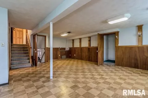 2205 41st St, Moline, IL 61265 photo 16