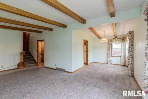 2205 41st St, Moline, IL 61265 photo 5