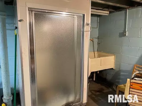 404 21st Ave, Moline, IL 61265 photo 30