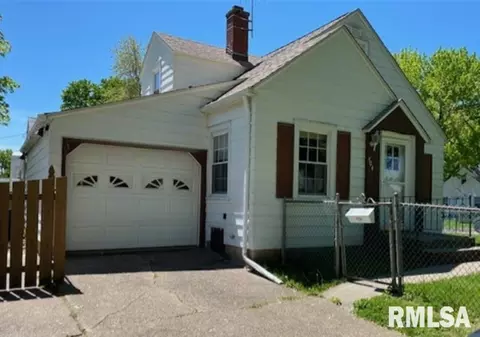 404 21st Ave, Moline, IL 61265 photo 1