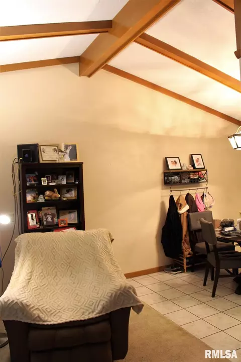 5306 5308 6th Ave, Moline, IL 61265 photo 9
