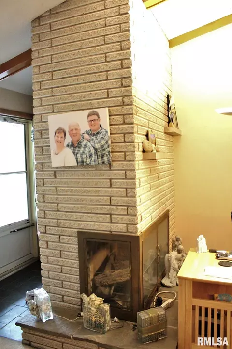5306 5308 6th Ave, Moline, IL 61265 photo 8