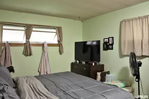 5306 5308 6th Ave, Moline, IL 61265 photo 13