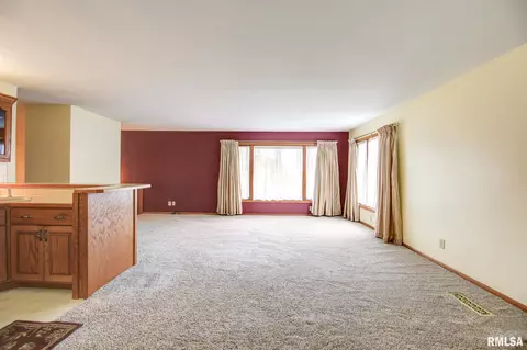 802 16th St, Fulton, IL 61252 photo 8