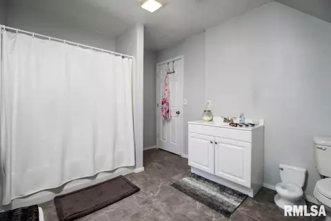 2705 9th Ave, Moline, IL 61265 photo 14