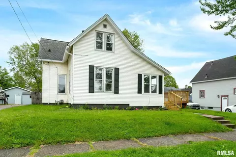 1518 17th St, Moline, IL 61265 photo 1