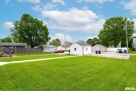 424 39th St, Moline, IL 61265 photo 27