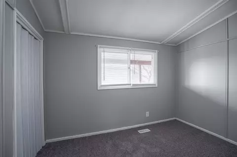155 6th St, Silvis, IL 61282 photo 13