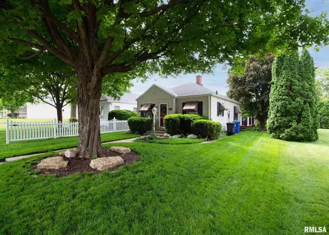 5226 11th Avenue C, Moline, IL 61265 photo 2