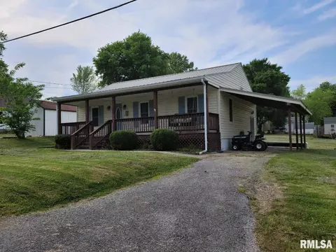 307 Douglas St, Anna, IL 62906 photo 1