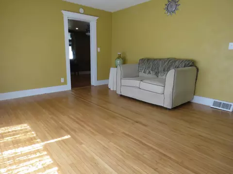 307 W Main St, Atkinson, IL 61235 photo 5