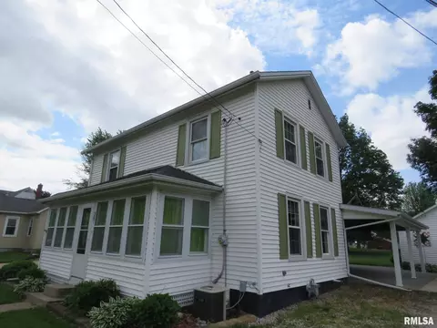 307 W Main St, Atkinson, IL 61235 photo 1