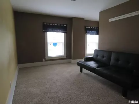 307 W Main St, Atkinson, IL 61235 photo 17