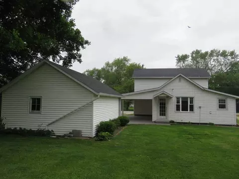 307 W Main St, Atkinson, IL 61235 photo 31