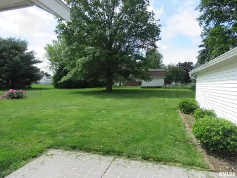 307 W Main St, Atkinson, IL 61235 photo 29