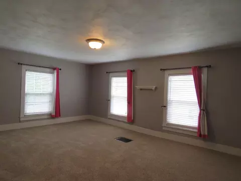 307 W Main St, Atkinson, IL 61235 photo 14