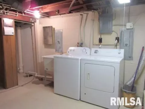2013 4th St, Moline, IL 61265 photo 20