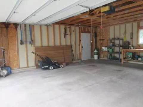 2013 4th St, Moline, IL 61265 photo 30