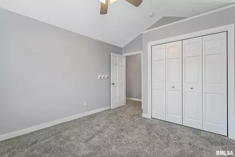 1105 W Spring St, Eldridge, IA 52748 photo 40
