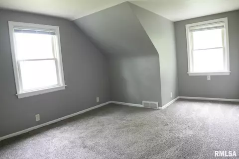 3806 12th St, Moline, IL 61265 photo 21