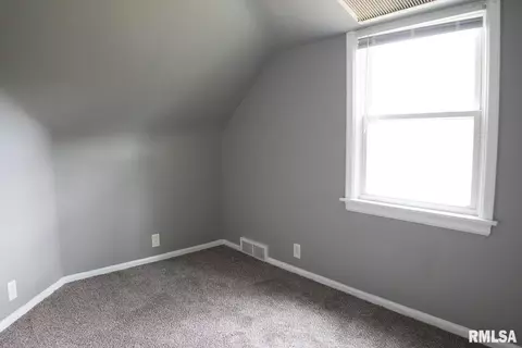 3806 12th St, Moline, IL 61265 photo 19