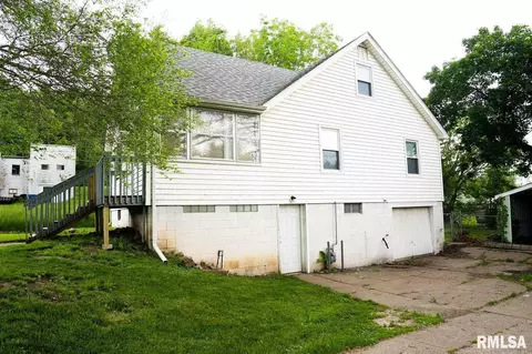 3806 12th St, Moline, IL 61265 photo 3